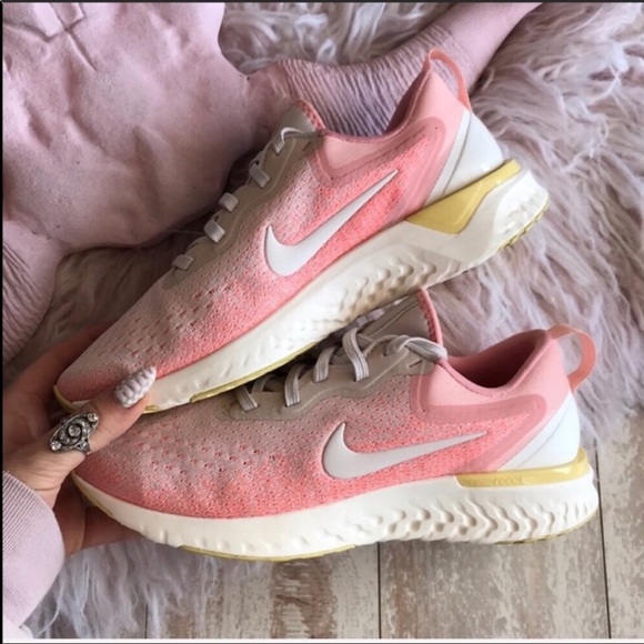 NWT Nike Odyssey React Pink Rare - Picture 6 of 8